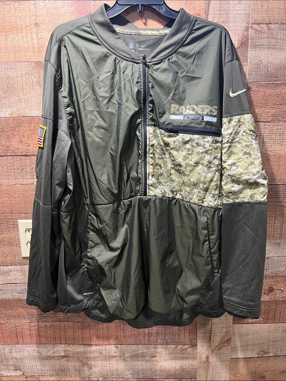 Nike Las Vegas Raiders Salute to Service 1/2 zip men's jacket size XXL